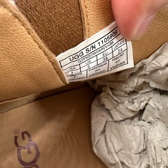 UGG Suede Chelsea Boots - Picture 11 of 11